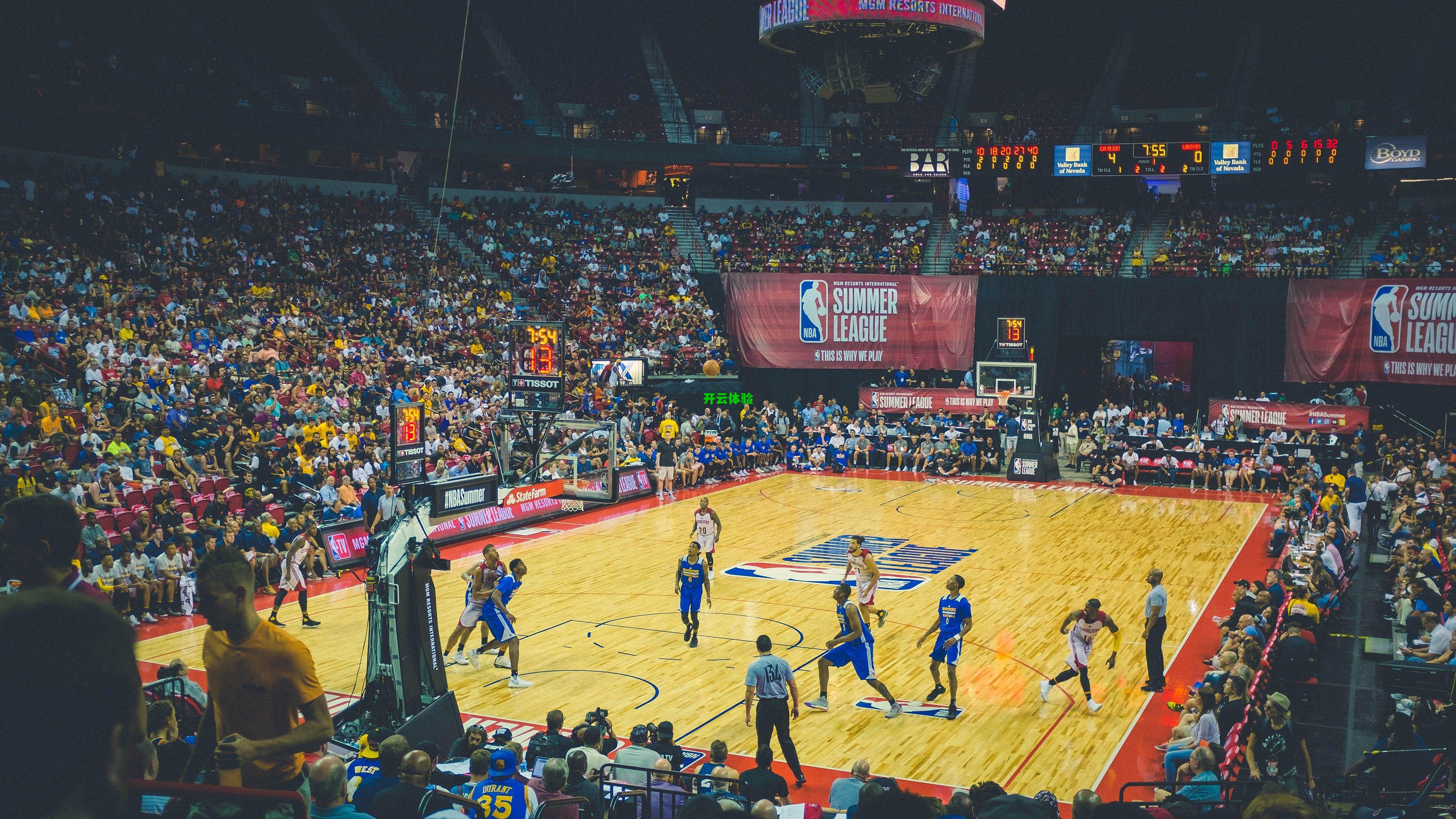 欧冠巅峰对决，皇马与曼城将上演战术与天赋的终极较量